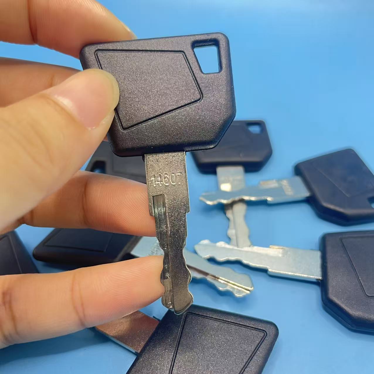 1/5/10PCS 14607 Heavy Equipmen - Heavy Equipment Keys Master Set recension och pris
