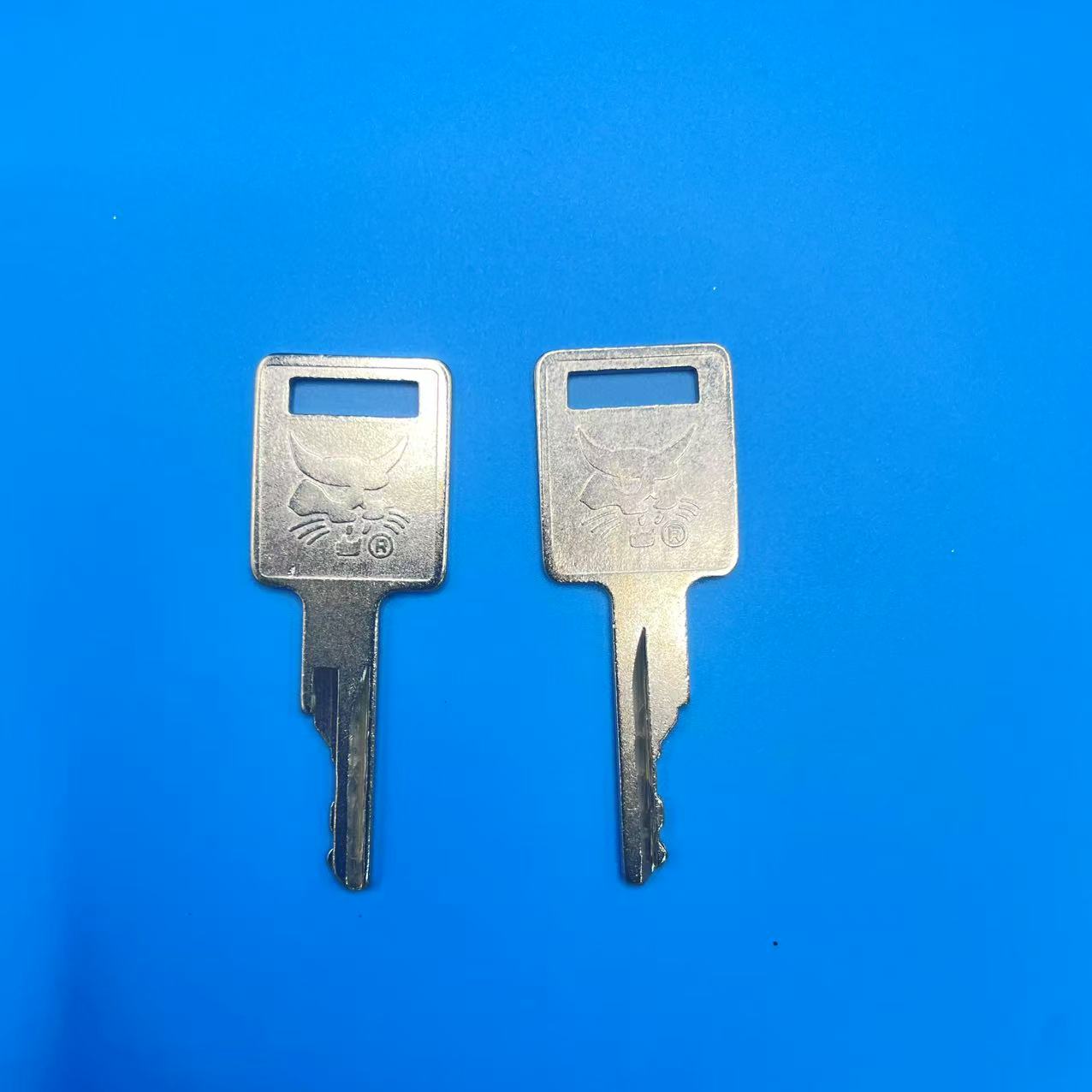 S331/S160 For Bobcat Key S550  - Heavy Equipment Bobcat recension och pris